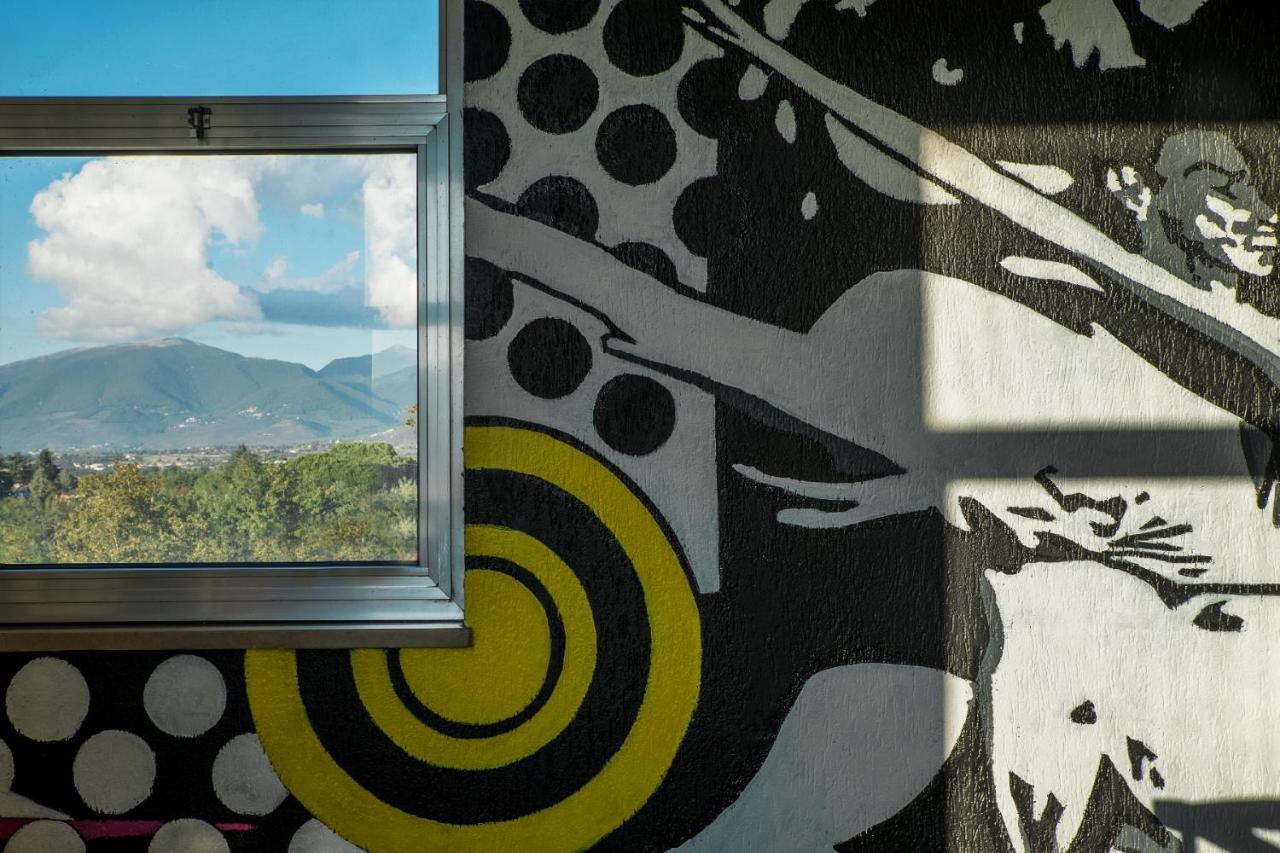 Lh Hotel Arca Street Art Spoleto Esterno foto