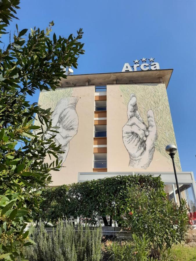 Lh Hotel Arca Street Art Spoleto Esterno foto