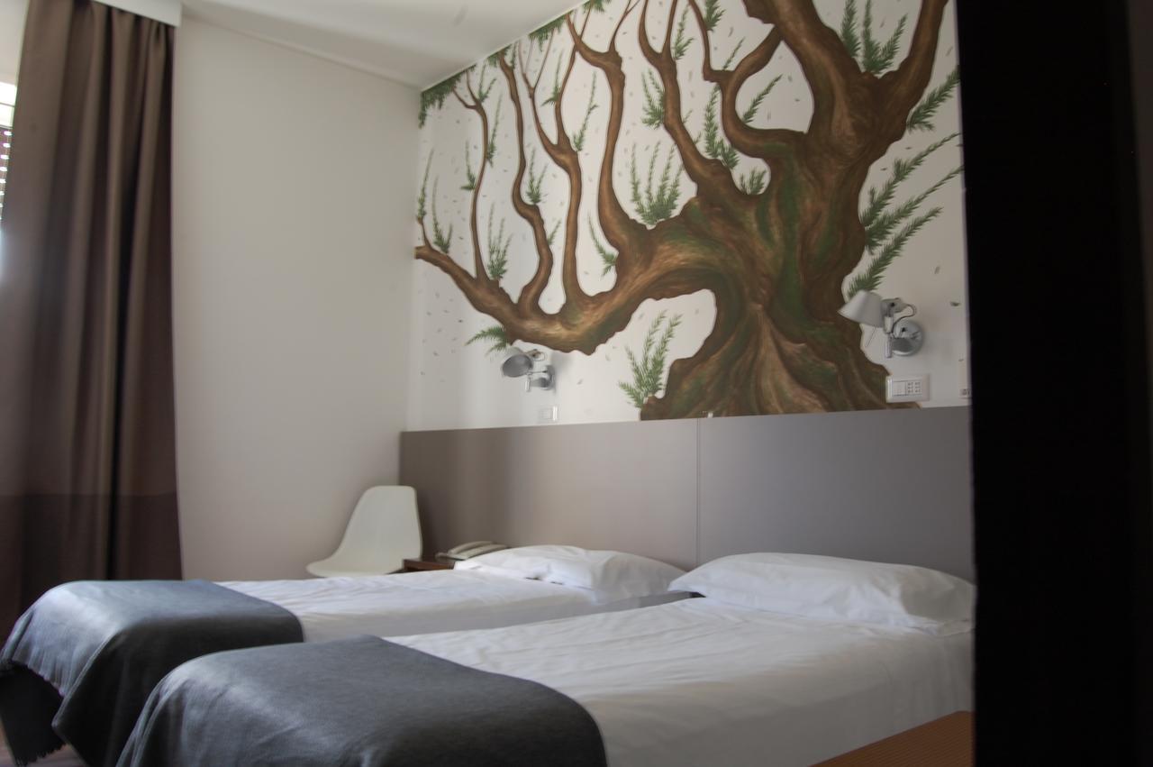 Lh Hotel Arca Street Art Spoleto Esterno foto